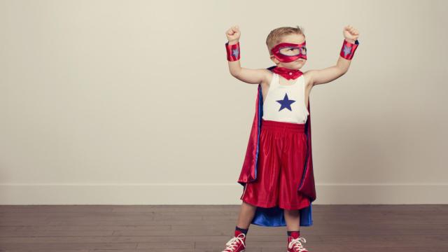 niño superheroes