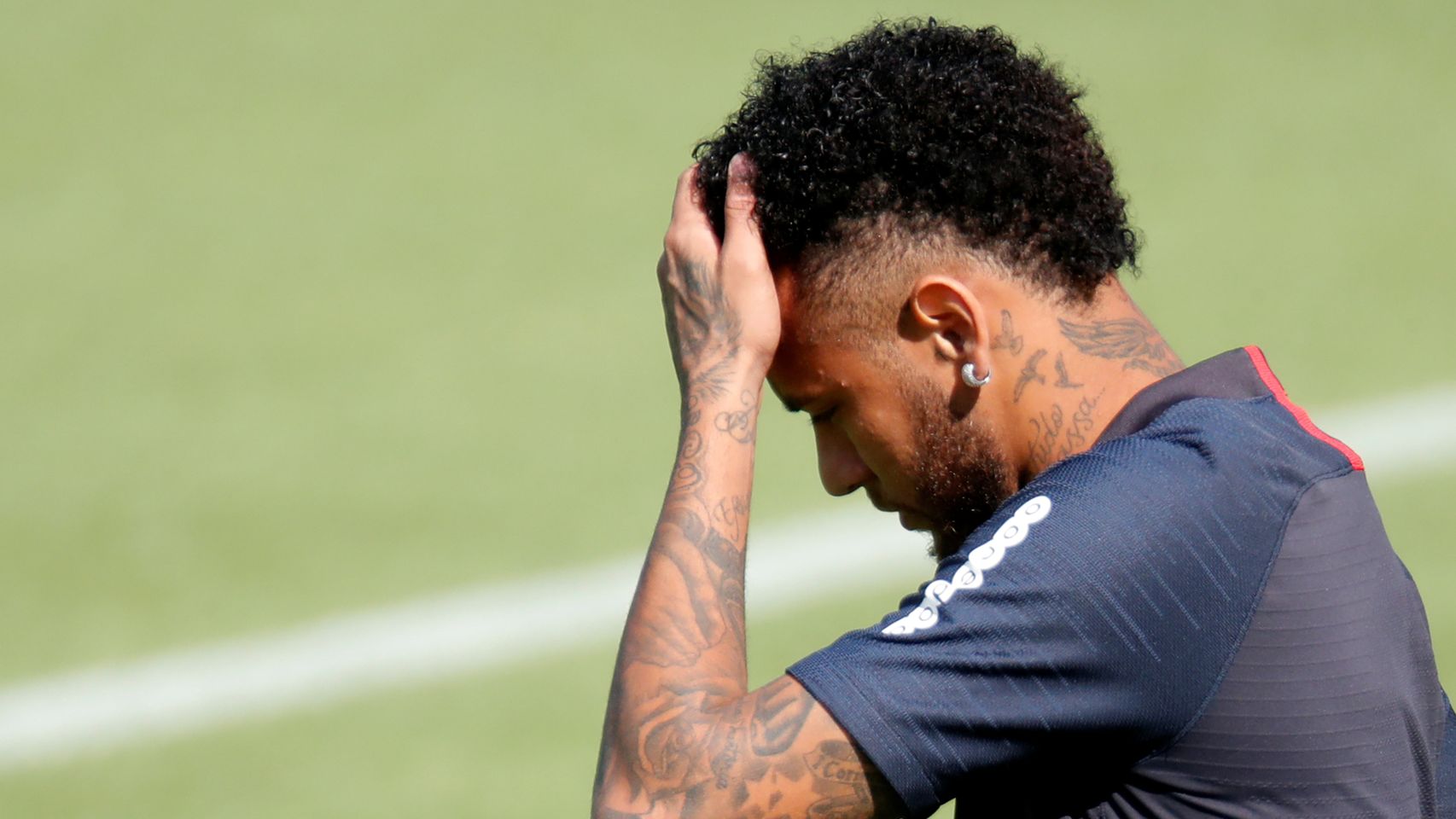 Neymar en un entreno con el PSG