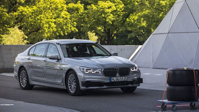 La española GMV desarrollará la navegación por satélite de los BMW autónomos
