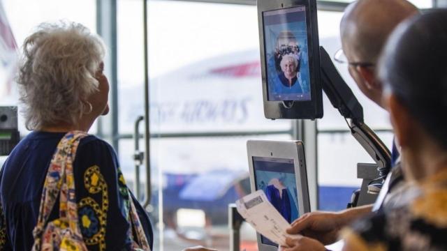 IAG sigue los pasos de Air Europa y también dejará embarcar por la cara