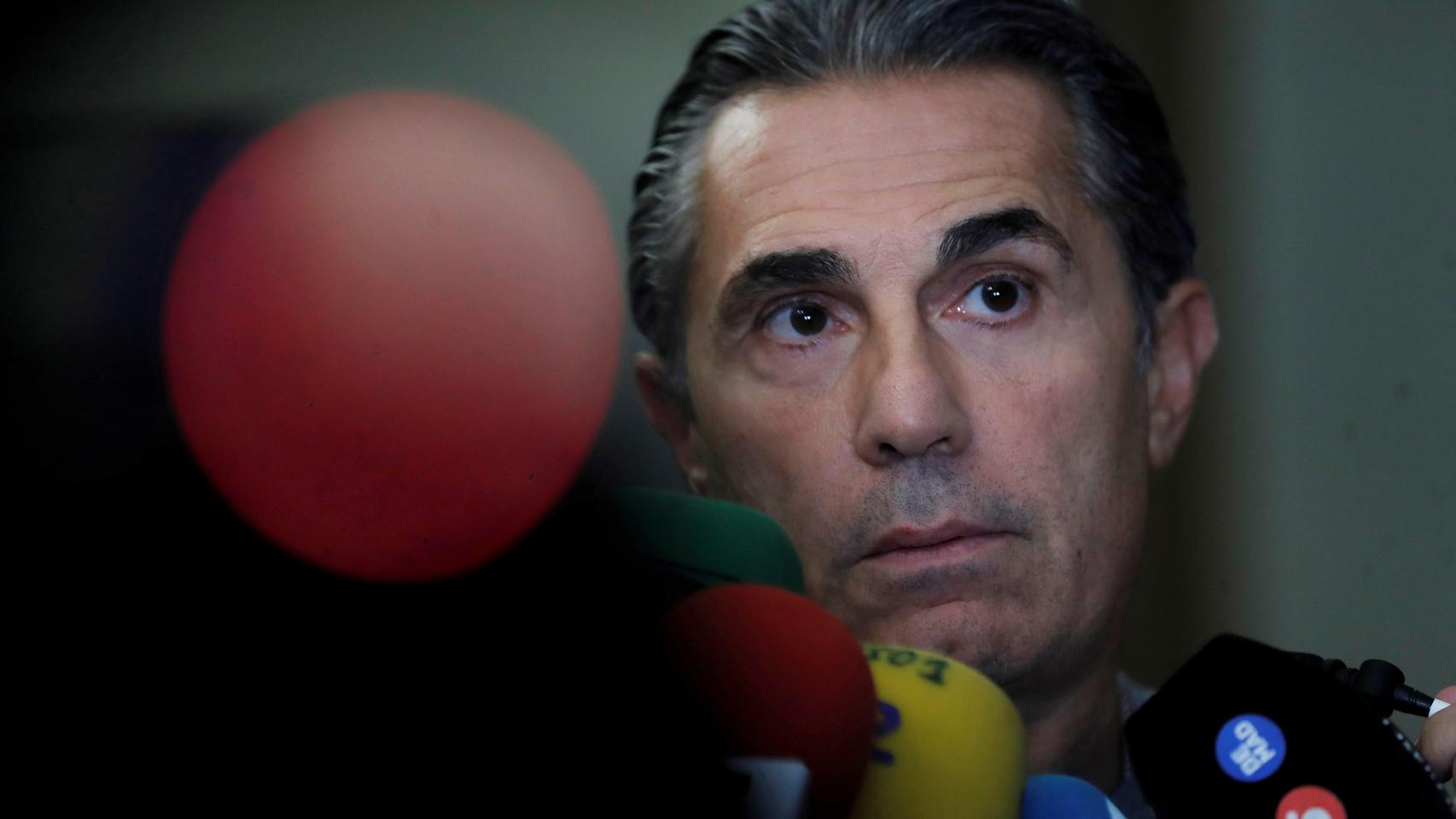 Scariolo en rueda de prensa