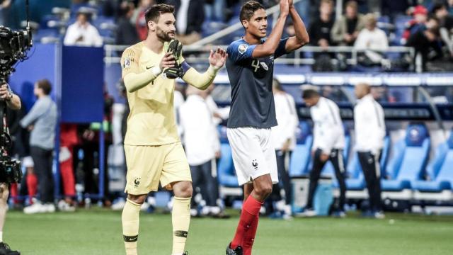 Varane con la selección francesa. Foto: Twitter (@raphaelvarane)