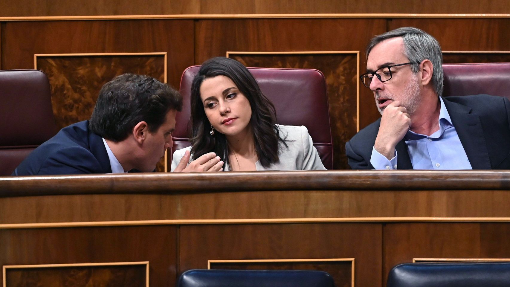 Rivera, Arrimadas y Villegas, durante el pleno de este martes.