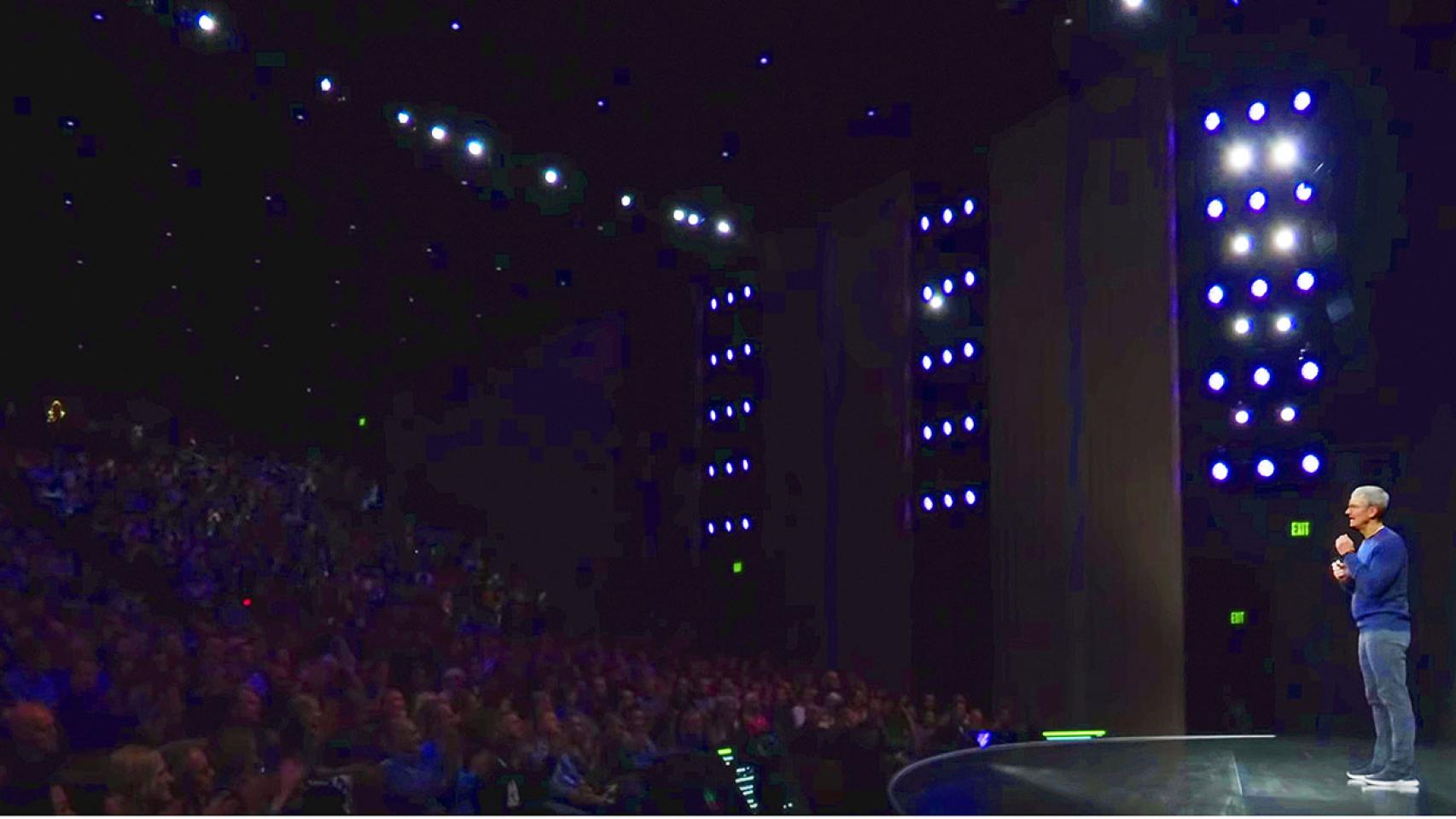 Tim Cook durante la presentación de las novedades de Apple.