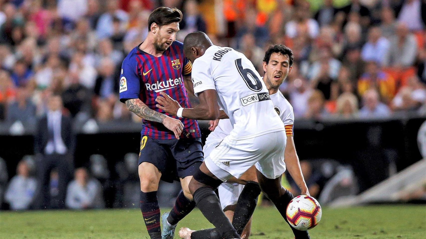 Horario internacional y dónde ver el Barcelona - Valencia