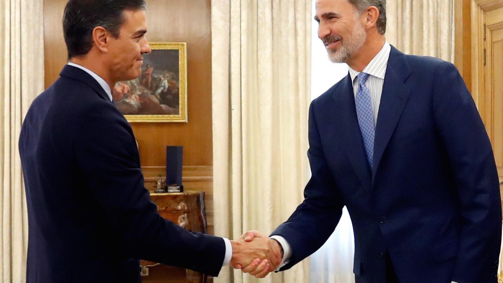 Pedro Sánchez y el rey Felipe VI, este martes en el Palacio de la Zarzuela.