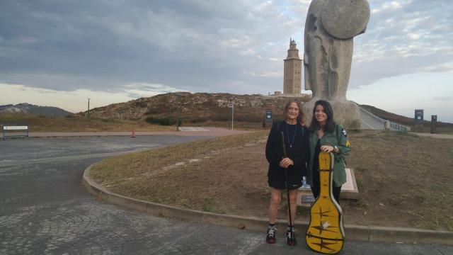 Julia Baird, a la izquierda; y Carolina Rubirosa, a la derecha.