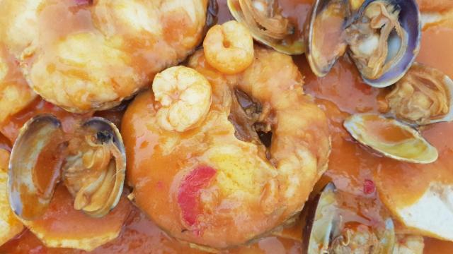 Merluza a la cazuela, receta sencilla para chuparse los dedos