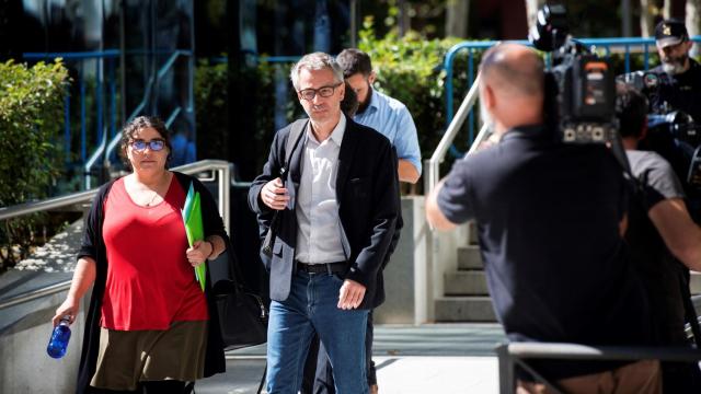 Los abogados de los siete miembros de los CDR acusados de terrorismo, a su salida de la Audiencia Nacional, este jueves en Madrid.