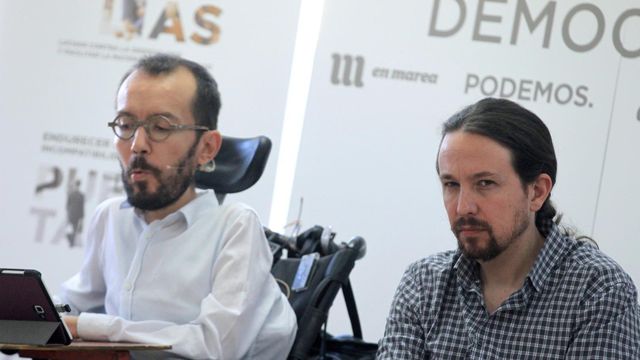 Echenique junto al lider de Podemos, Pablo Iglesias./
