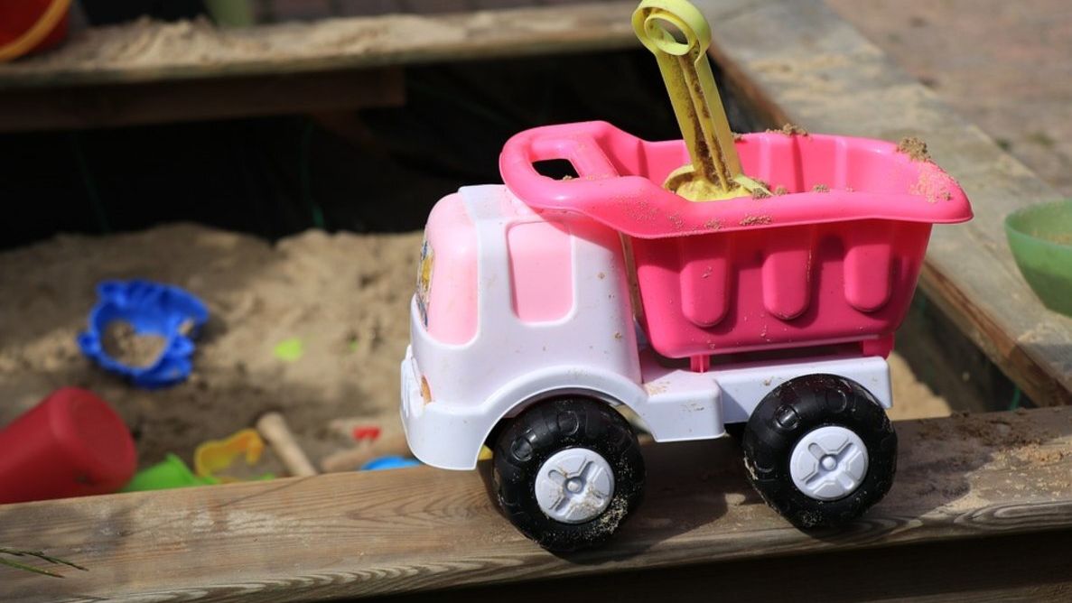sandbox arena camion obras