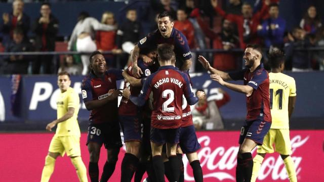 Los jugadores de Osasuna celebran uno de los goles ante el Villarreal