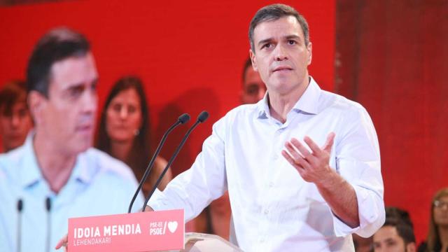 El presidente del Gobierno en funciones, Pedro Sánchez, en un acto de precampaña.