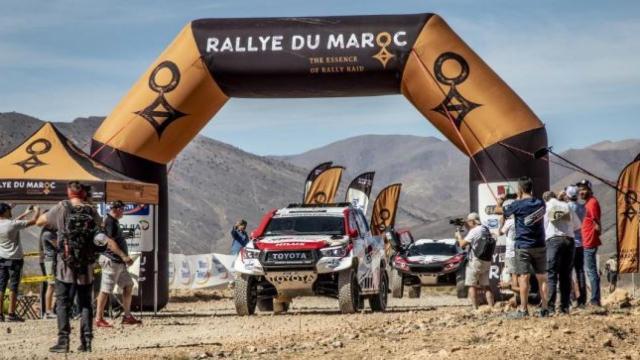 Fernando Alonso en el Rally de Marruecos