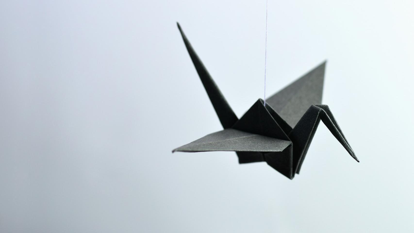 Pajarita o grulla de papel: materiales e instrucciones paso a paso