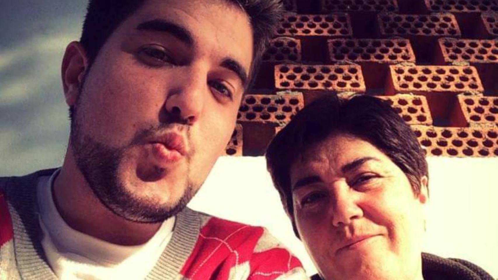 Dámaso Ángulo y su madre.