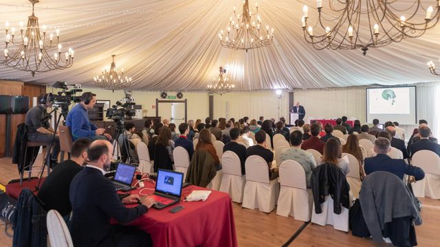 Asistentes ayer al Congreso que abordó el futuro de la medicina
