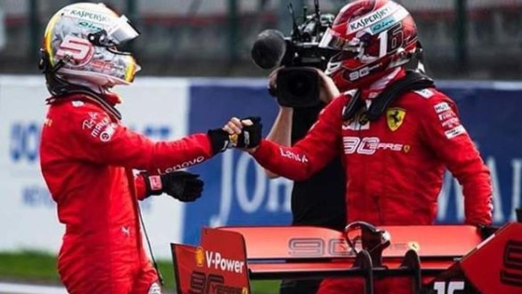 Sebastian Vettel y Charles Leclerc después de una carrera.