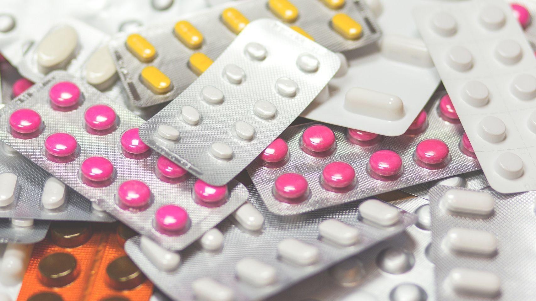 Una imagen de archivo de diferentes medicamentos.