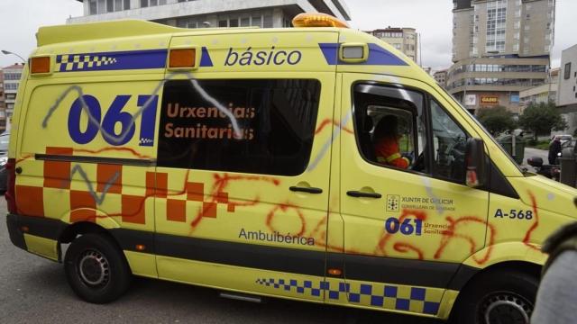 El hombre fue trasladado al hospital consciente, pero murió pocas horas después.