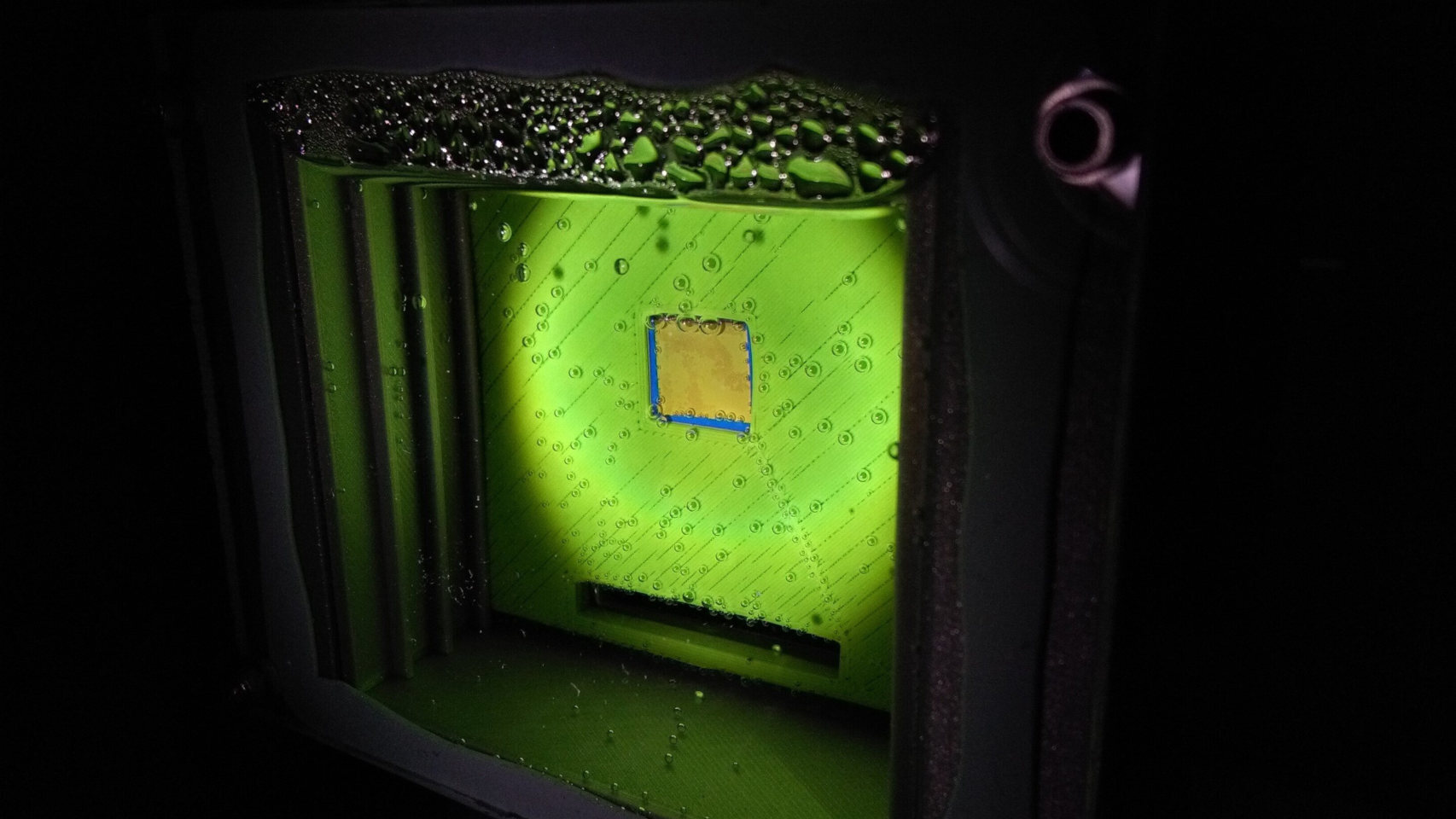Una hoja artificial es capaz de crear gas de combustible de manera limpia