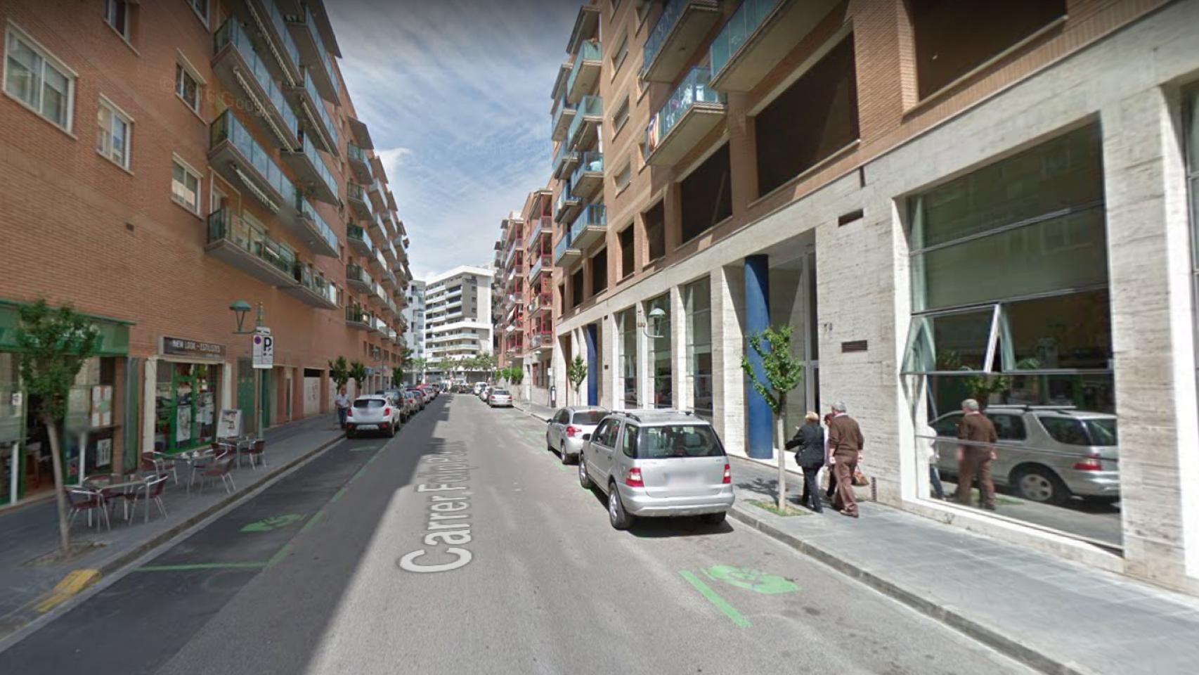 Los hechos han sucedido durante la madrugada en la calle Felip Pedrell.