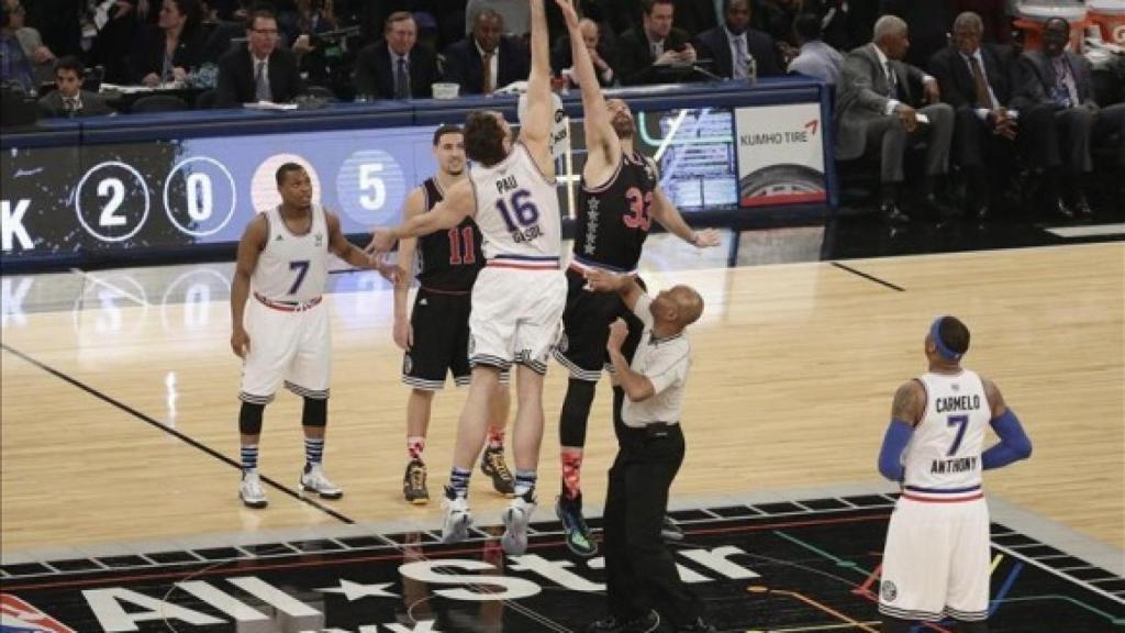 Salto de los hermanos Gasol en el All Star de 2015.