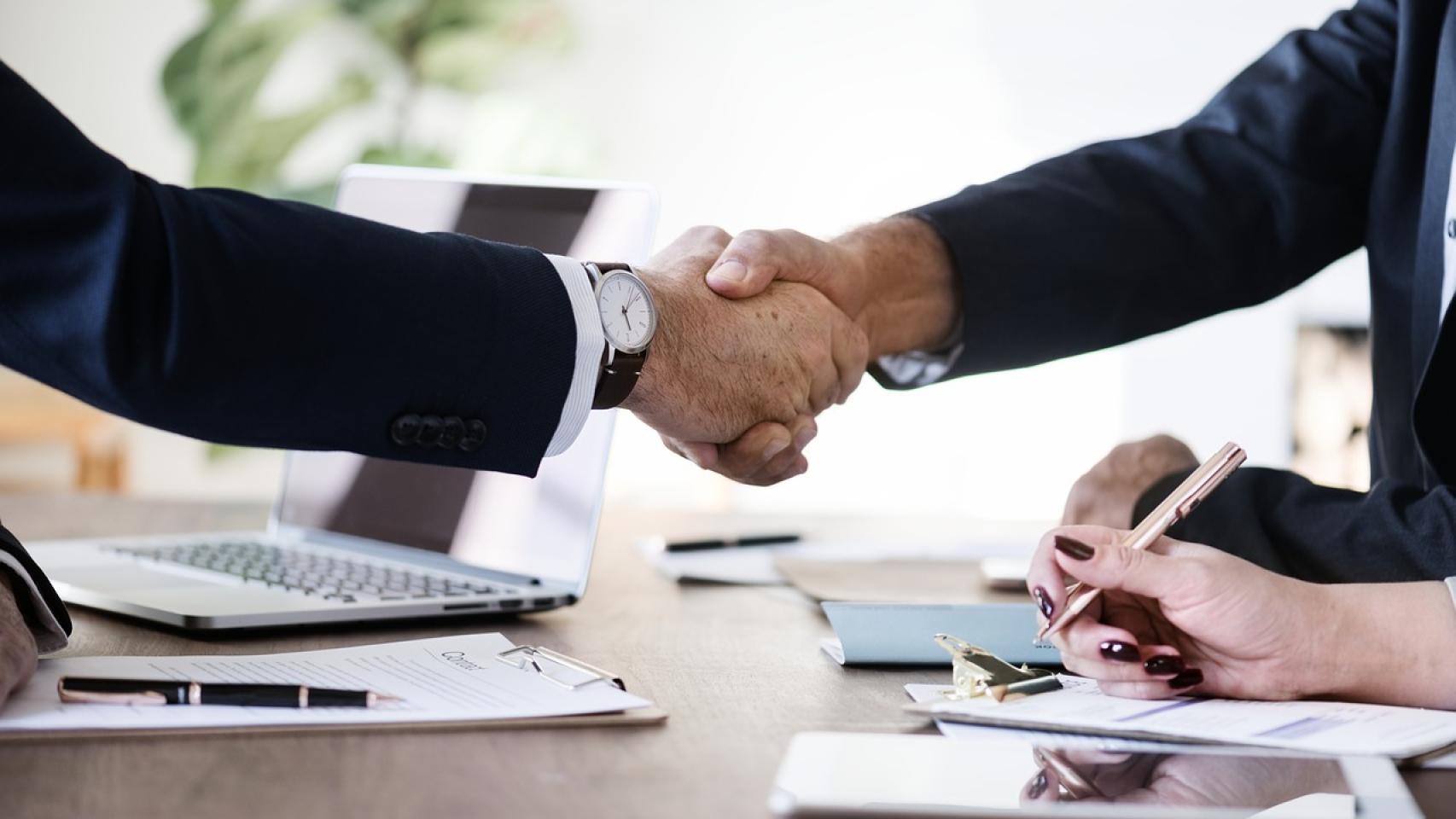 El nombre sí importa: sobre el registro de marcas y patentes