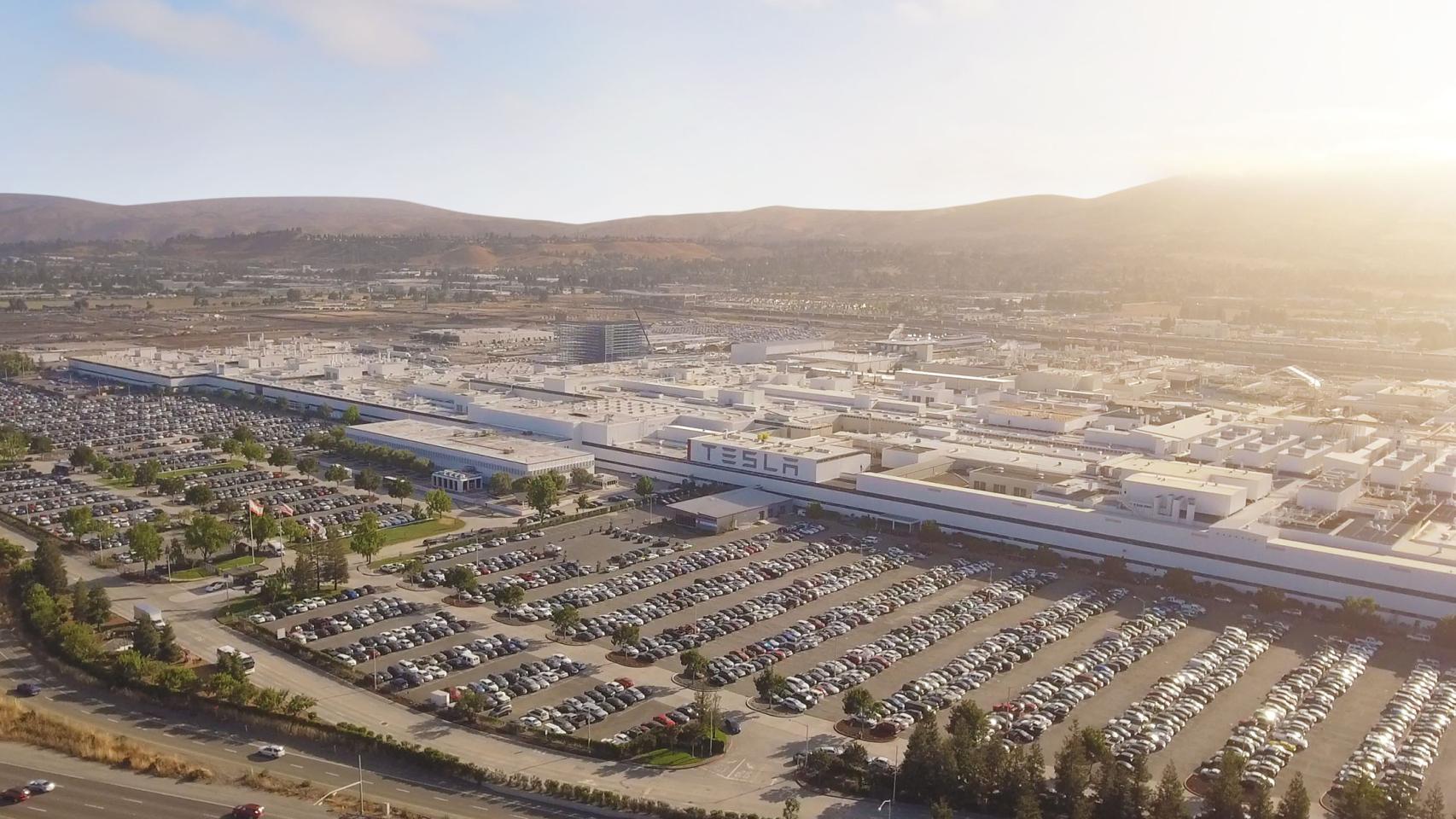 Imagen de una planta de Tesla.