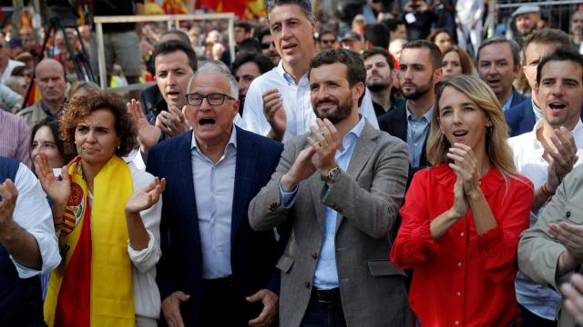 Pablo Casado junto a Cayetana Álvarez de Toledo, Josep Bou y Dolors Montserrat.