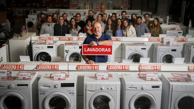 Diego Jurado Muñoz, 57 años, y propietario de Electrocosto.