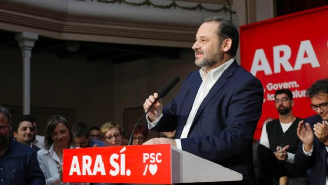 José Luis Ábalos, secretario de Organización del PSOE, este domingo en Sant Joan Despí (Barcelona).