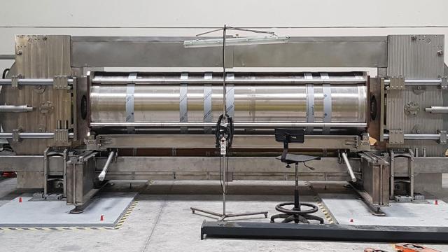 Uno de los tres modelos de la máquina de alta presión fabricada por Idus HPP Systems.