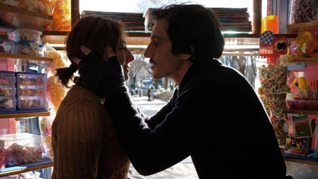 Pilar Castro y Quim Gutiérrez en la película.