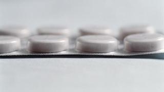 Un medicamento en comprimidos.