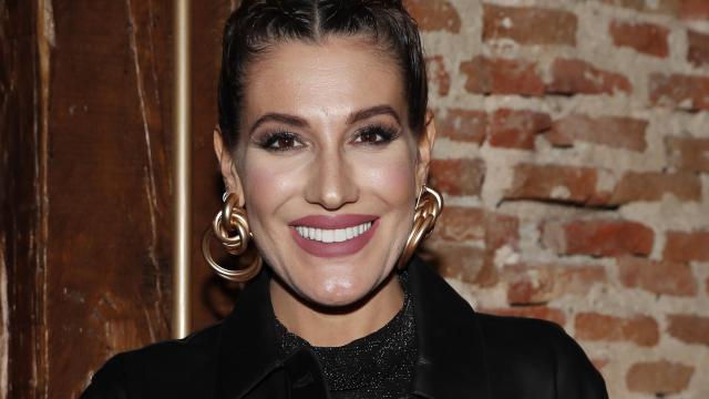 Almudena Navalón durante la presentación de sus zapatos.