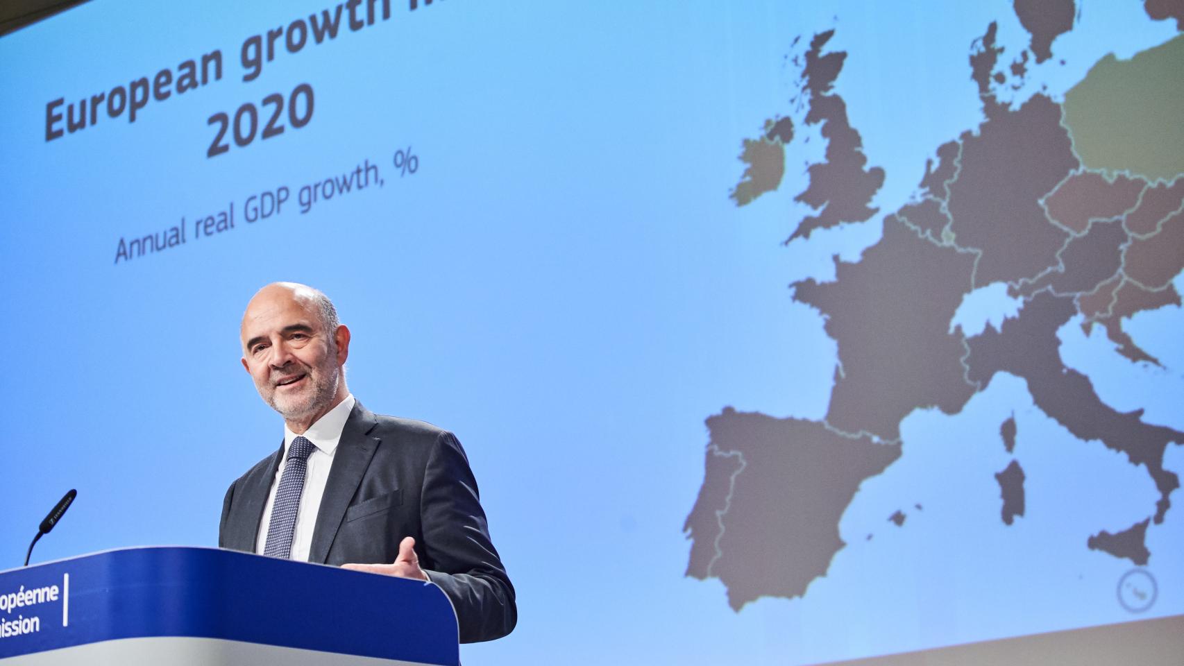 El comisario Pierre Moscovici, durante la presentación de las previsiones este jueves en Bruselas