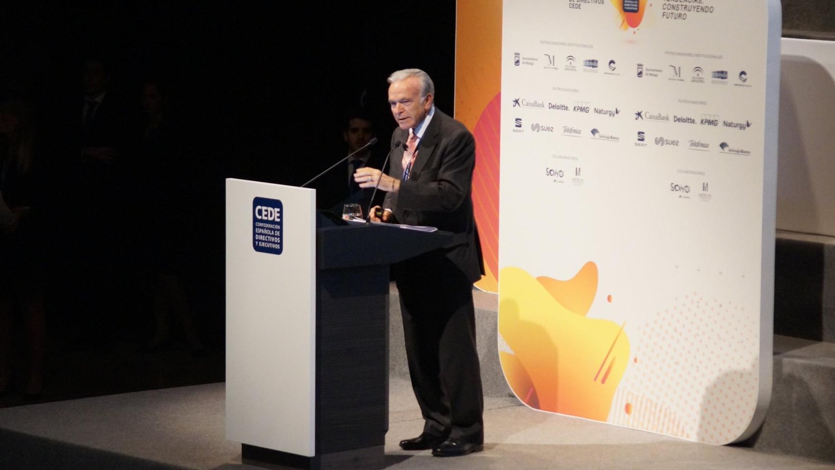 Isidro Fainé, presidente de la Fundación bancaria La Caixa, durante su discurso del XVIII Congreso de directivos CEDE.