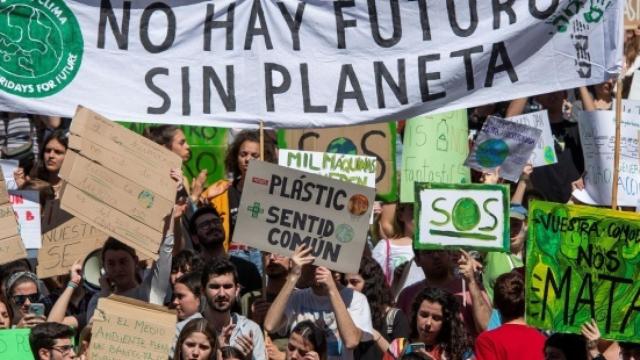 Imagen de una protesta en favor de la protección del clima.