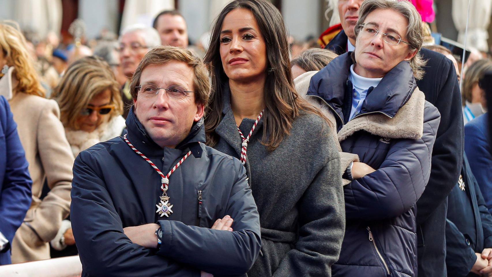 El alcalde Almeida, la vicealcaldesa Villacís, y la líder local de Más Madrid, Marta Higueras.