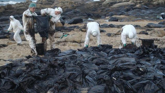 17 años de la catástrofe del Prestige, en el recuerdo colectivo de Galicia