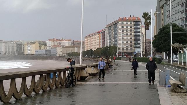 temporal cecilia borrasca tiempo playa paseo
