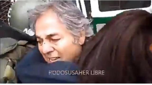 El padre de la detenida también fue neutralizado por los Carabineros de Chile