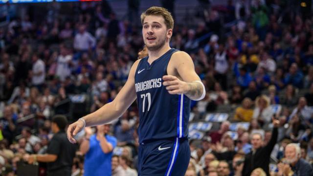 Doncic en la victoria de Dallas frente a Golden State.