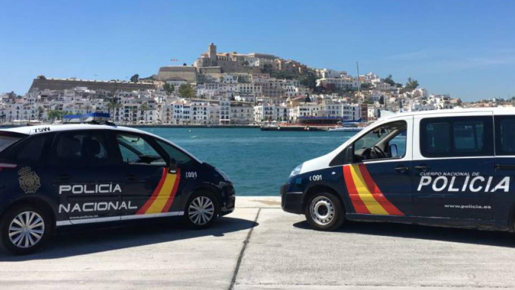 Los policías piden que se les pague un complemento prometido para afrontar el sobrecoste del alquiler.