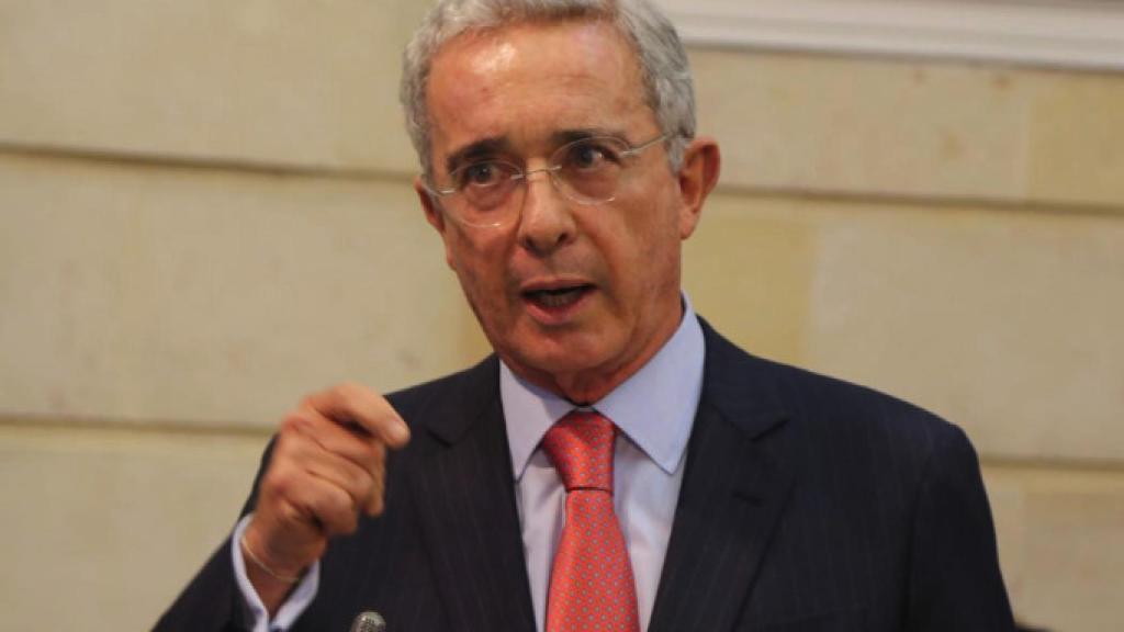 Álvaro Uribe.