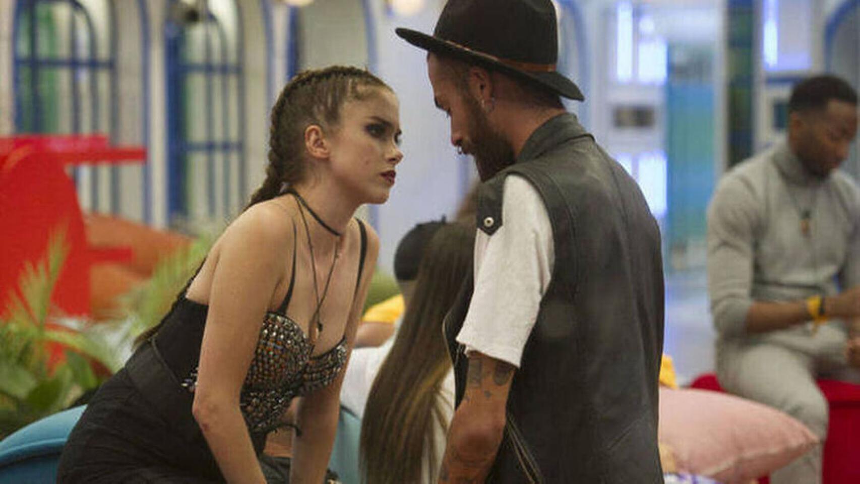 Fi Network retira la publicidad de 'GH' en repulsa a la presunta violación de Carlota