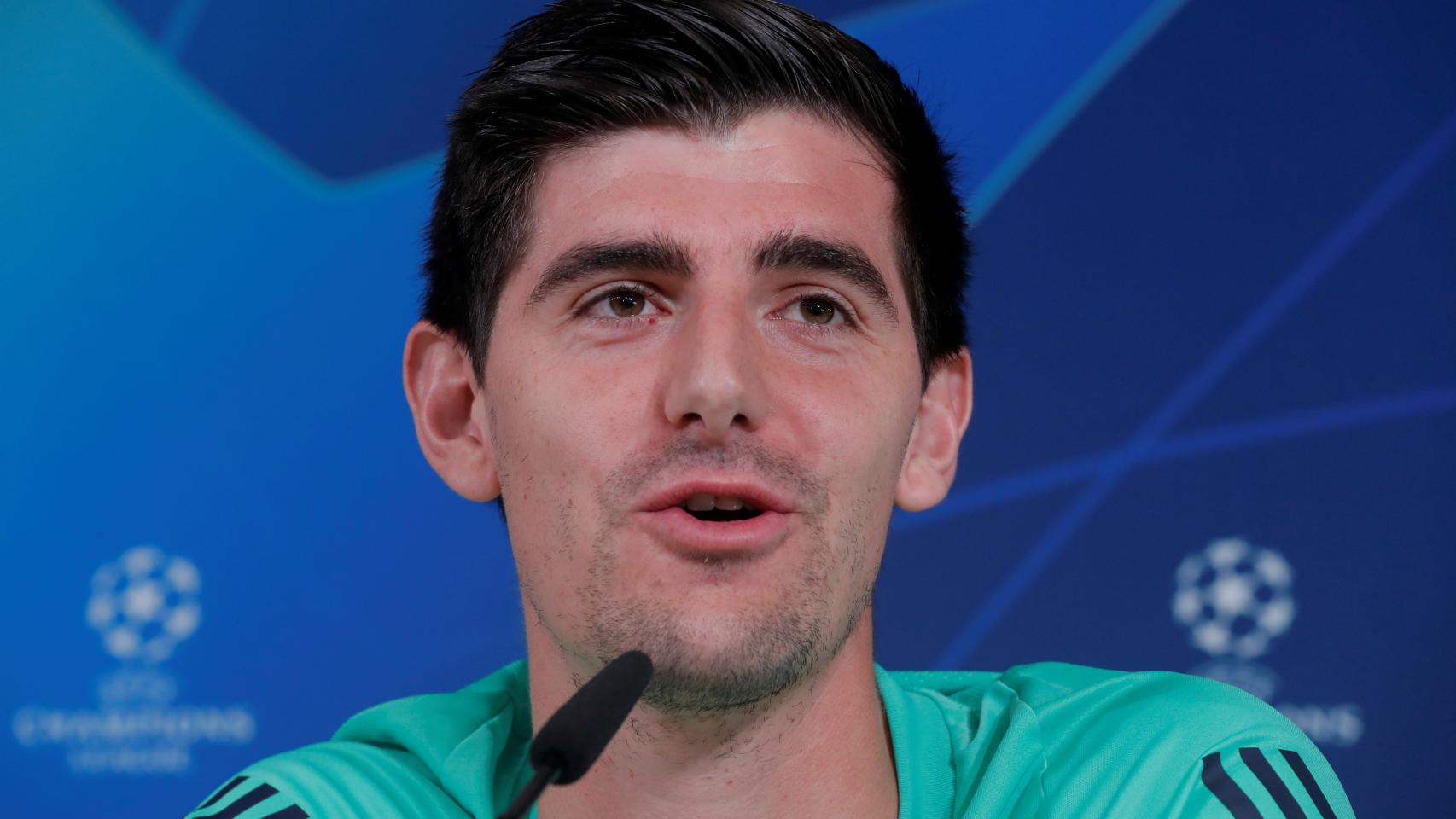 Courtois, en rueda de prensa con el Real Madrid