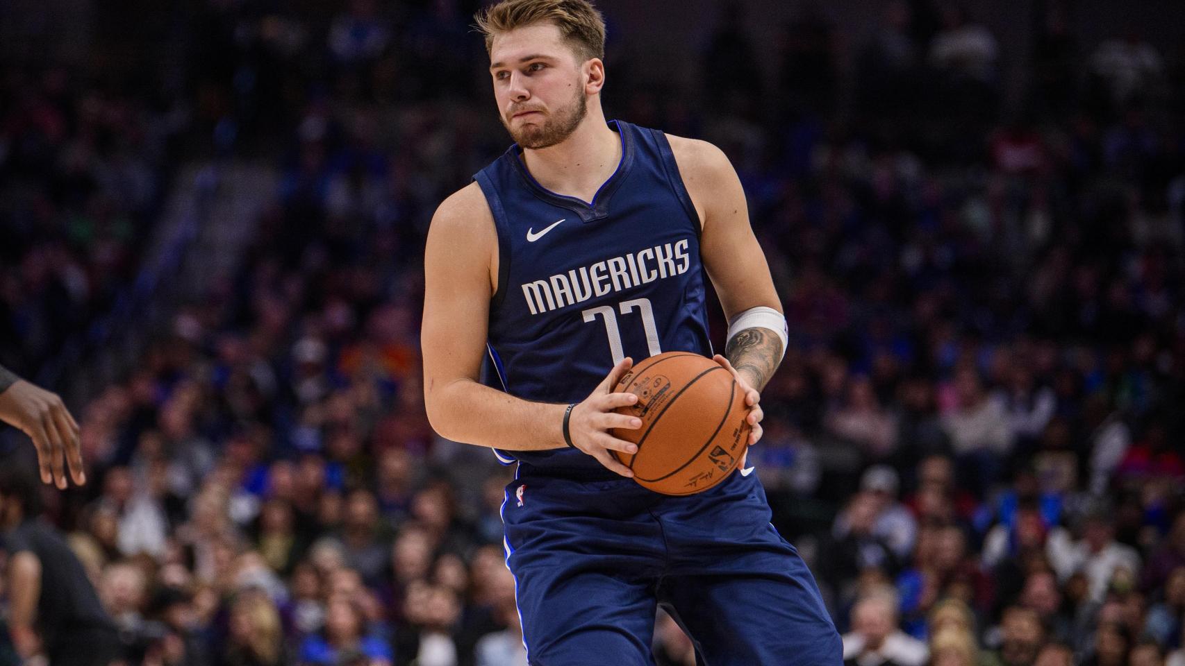 Luka Doncic durante un partido frente a New York Knicks