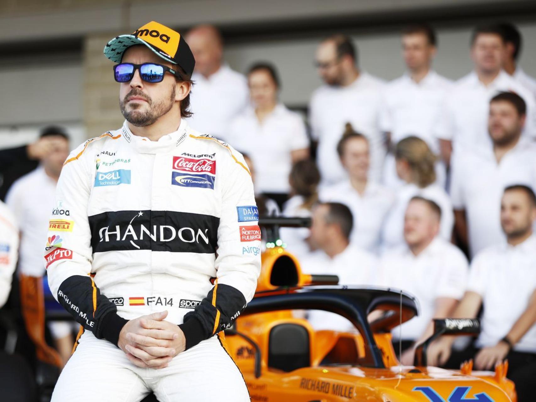 Fernando Alonso, en una fotografía oficial con McLaren